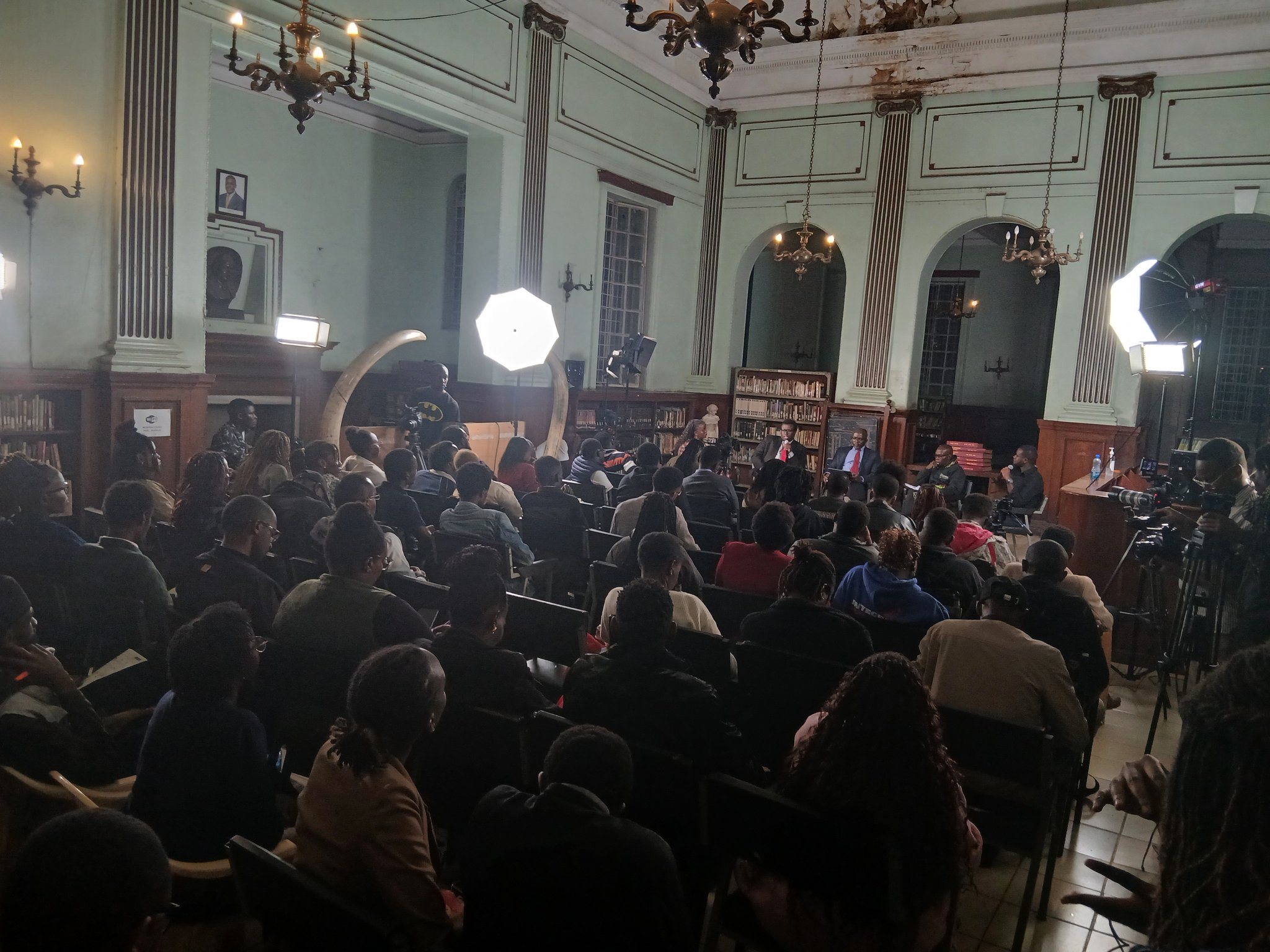 Bunge la Mayut privatization townhall